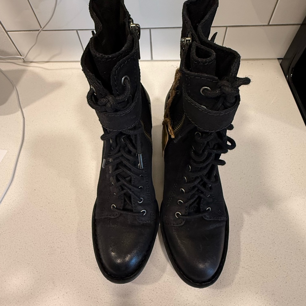 Womens Born Black Leather Lace-Up Heeled Boots – NWT Size 7 - Picture 2 of 7